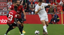 拉什福德头球瞬间：足球魅力与团队协作的完美演绎