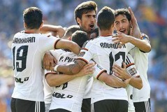 巴塞罗那赛季首胜：佩德里、费兰助力加的斯赛季首败