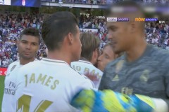 巴塞罗那西甲联赛夺冠：莱万双响，巴萨完美收官三连冠